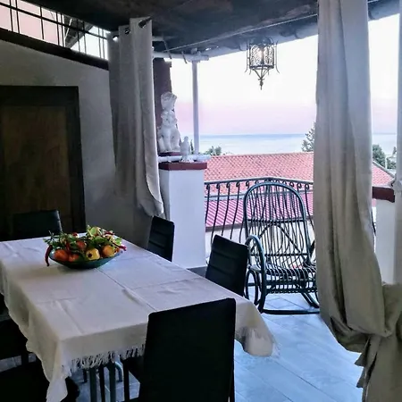 Don Carmelo O'sciality House * Taormina